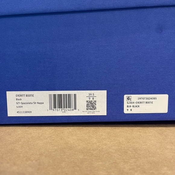 Brand new Stuart Weitzman boots, size 9m. Still in box. - Picture 5 of 5